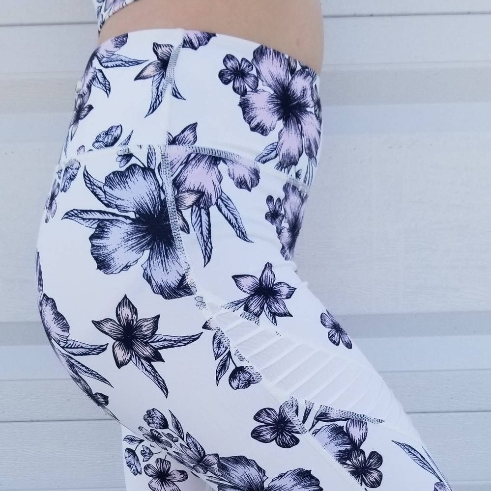 Highwaist Blue Hibiscus Moto Mesh Leggings